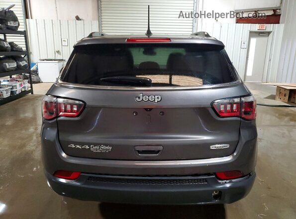 3C4NJDBNXRT584409 2024 JEEP COMPASS Gray უკანა ხედი