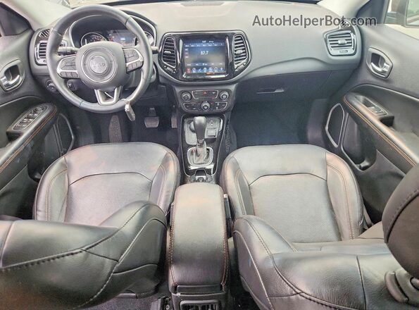 3C4NJDCB1KT683419 2019 JEEP COMPASS Gray Вид панелі приладів