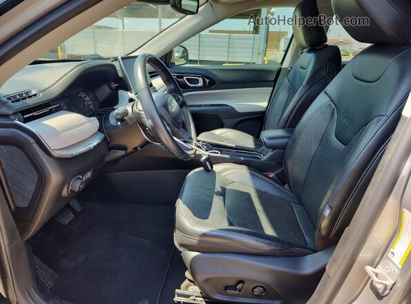 3C4NJDCB1NT210348 2022 JEEP COMPASS Gray წინა სალონის ხედი