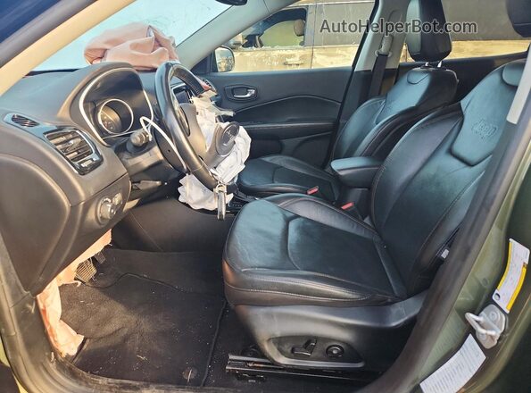 3C4NJDCB3MT599024 2021 JEEP COMPASS Green Вид салону спереду