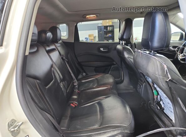 3C4NJDCB4MT596097 2021 JEEP COMPASS White 