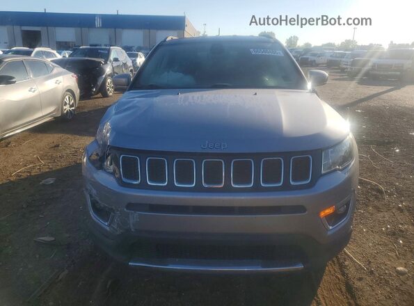 3C4NJDCB5JT424009 2018 JEEP COMPASS Gray Вид спереду