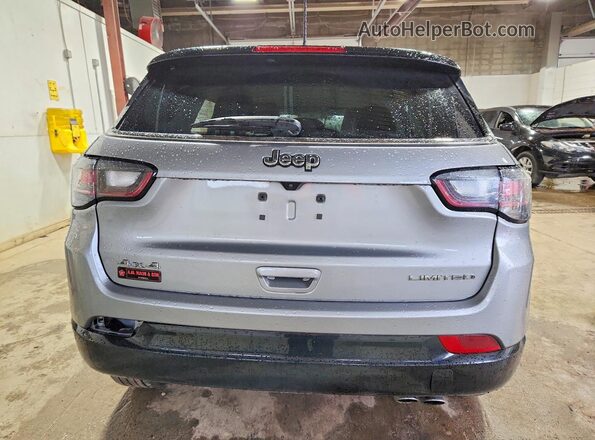 3C4NJDCB5NT237603 2022 JEEP COMPASS Silver Հետևի տեսք