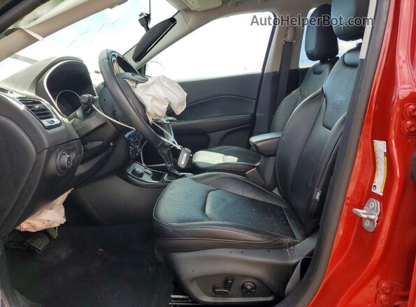 3C4NJDCB7MT512581 2021 JEEP COMPASS Red Вид салону спереду