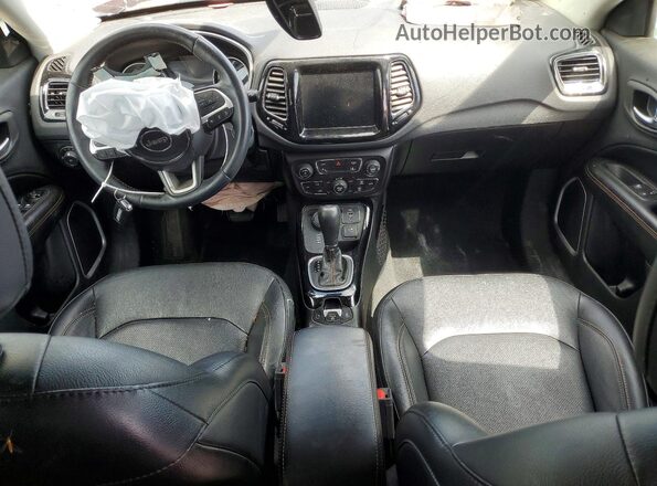 3C4NJDCB7MT512581 2021 JEEP COMPASS Red Вид панелі приладів