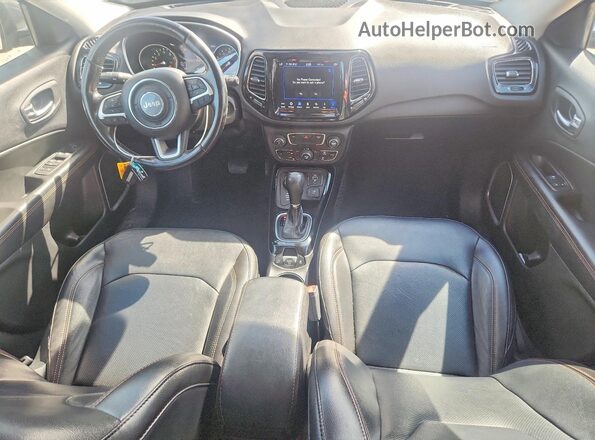 3C4NJDCB8LT167737 2020 JEEP COMPASS Gray Առջևի վահանակի տեսք