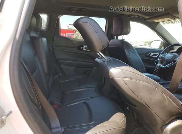3C4NJDCBXNT226046 2022 JEEP COMPASS White Вид задніх сидінь