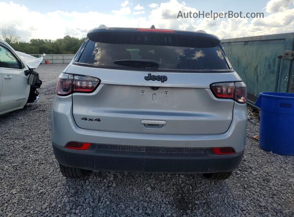 3C4NJDCN0TT184168 2026 JEEP COMPASS Silver 