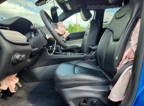 3C4NJDCN2ST501575 2025 JEEP COMPASS Blue Widok wnętrza z przodu