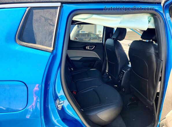 3C4NJDCN2ST537508 2025 JEEP COMPASS Blue Вид задньої частини салону