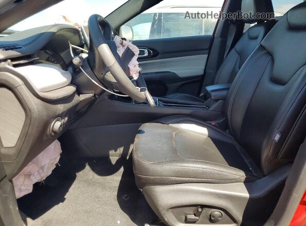 3C4NJDCN2ST560898 2025 JEEP COMPASS Red წინა სალონის ხედი