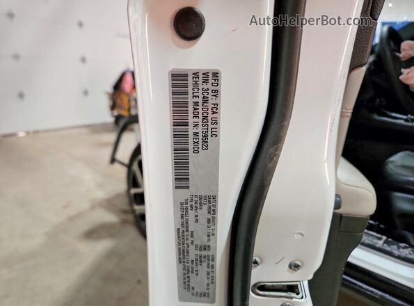 3C4NJDCN3ST595823 2025 JEEP COMPASS White Vista de la etiqueta del VIN