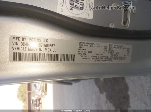 3C4NJDCN6ST605857 2025 JEEP COMPASS Silver Շարժիչի բաժամունքի տեսք