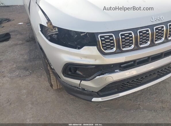 3C4NJDCN6ST605857 2025 JEEP COMPASS Silver Դիմացի տեսք