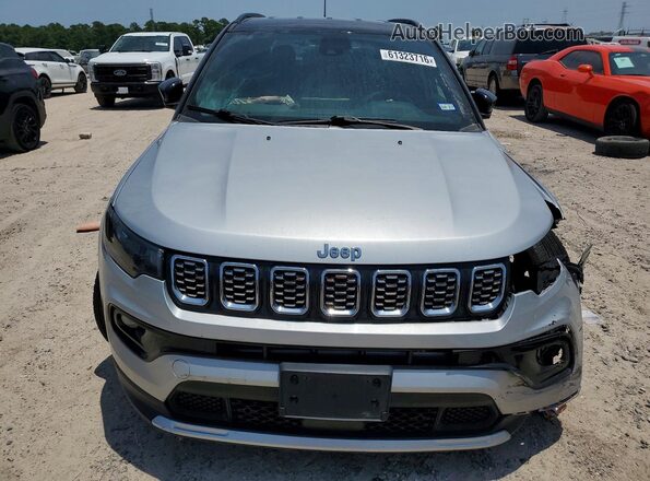 3C4NJDCN8ST509969 2025 JEEP COMPASS Silver Vista frontal