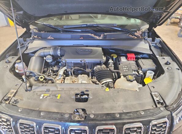 3C4NJDCN9RT169757 2024 JEEP COMPASS Black Вид задньої частини салону
