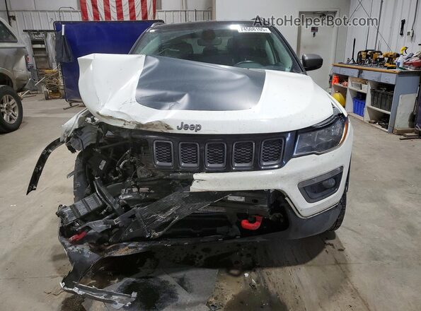 3C4NJDDB5LT118607 2020 JEEP COMPASS White Vista frontal