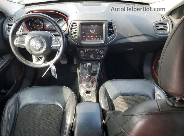 3C4NJDDB5LT126609 2020 JEEP COMPASS Red Առջևի վահանակի տեսք