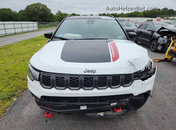 3C4NJDDN0ST584017 2025 JEEP COMPASS Белый 