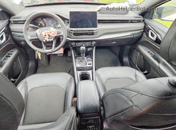 3C4NJDDN0ST584017 2025 JEEP COMPASS Белый Вид панели приборов