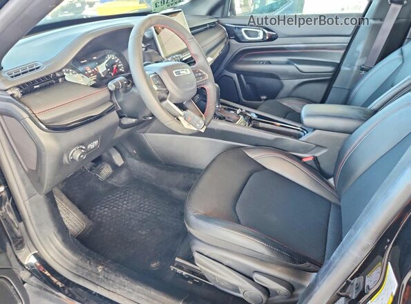 3C4NJDDN3ST612957 2025 JEEP COMPASS Black Вид салону спереду