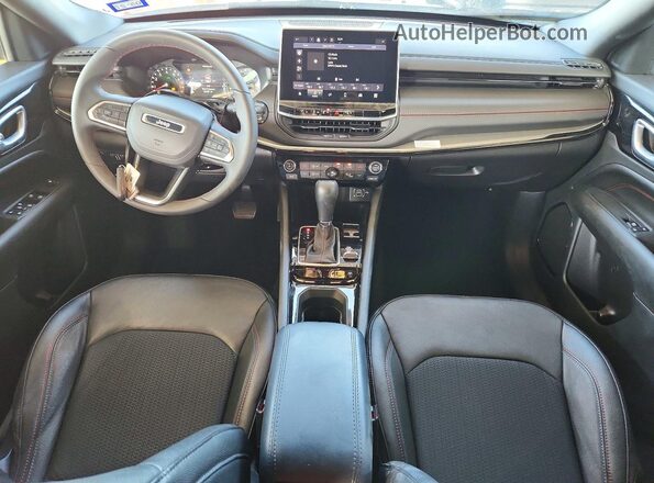 3C4NJDDN3ST612957 2025 JEEP COMPASS Black Вид панелі приладів