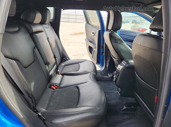 3C4NJDDN5PT516609 2023 JEEP COMPASS Синий Вид задних сидений