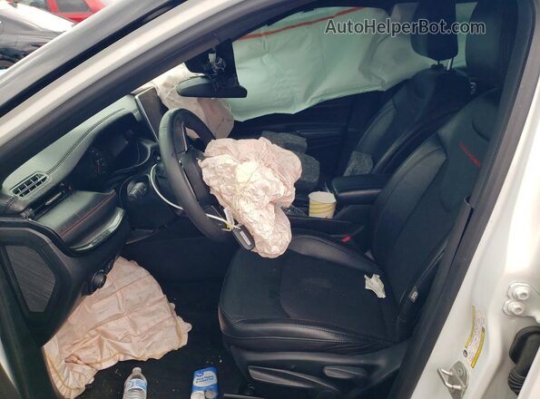 3C4NJDDN5PT544359 2023 JEEP COMPASS White Вид салону спереду