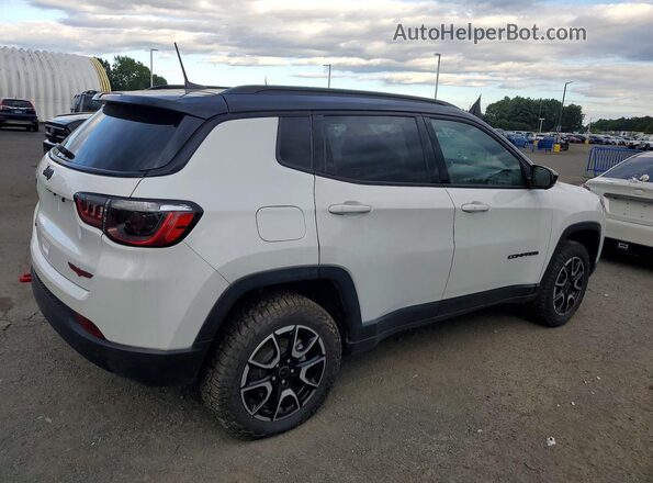 3C4NJDDN5ST564250 2025 JEEP COMPASS Белый Задняя правая четверть