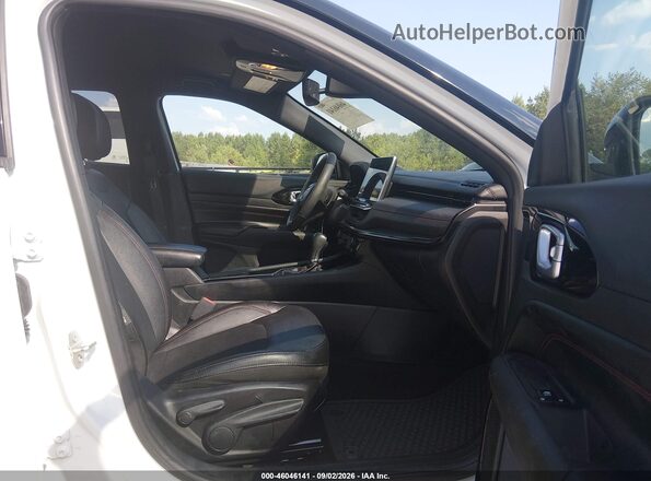 3C4NJDDN6RT608167 2024 JEEP COMPASS White Vista interior delantera