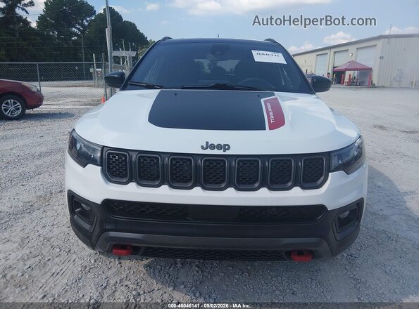 3C4NJDDN6RT608167 2024 JEEP COMPASS White Vista del cuadro de instrumentos