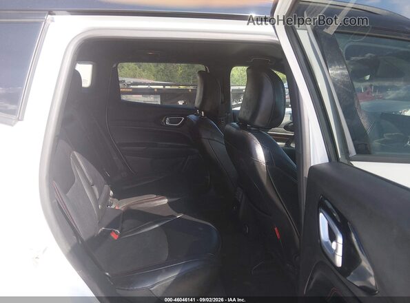 3C4NJDDN6RT608167 2024 JEEP COMPASS White Vista de la etiqueta del VIN