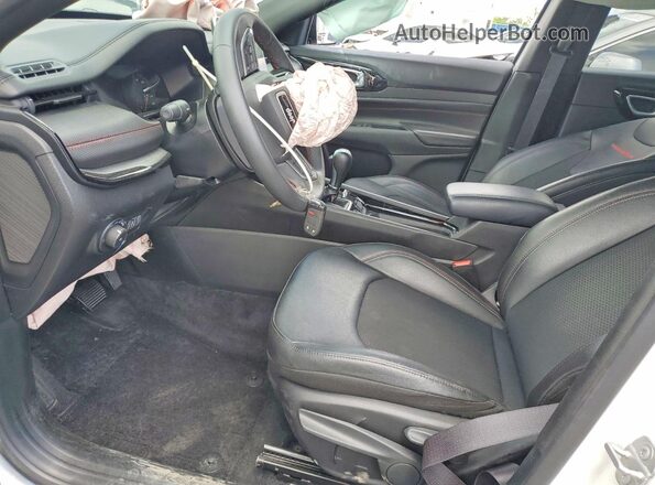 3C4NJDDN7ST564492 2025 JEEP COMPASS White Front interior view