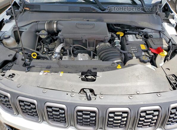 3C4NJDDN7ST564492 2025 JEEP COMPASS White Rear interior view