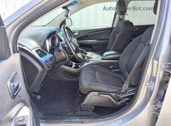3C4PDCAB1HT587313 2017 DODGE JOURNEY Silver Вид салону спереду