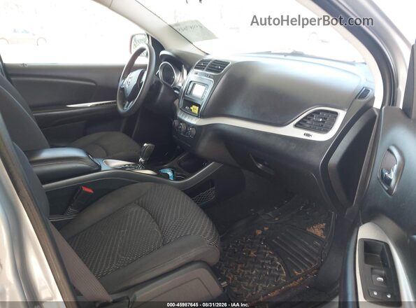 3C4PDCBG3HT576100 2017 DODGE JOURNEY Gray Front interior view