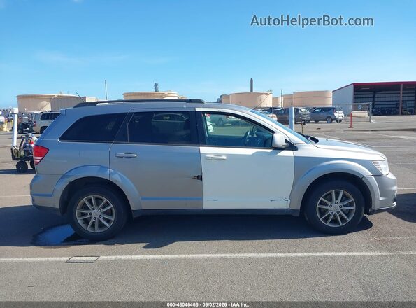 3C4PDCBG5HT523091 2017 DODGE JOURNEY Silver Սալոնի հետևի տեսք