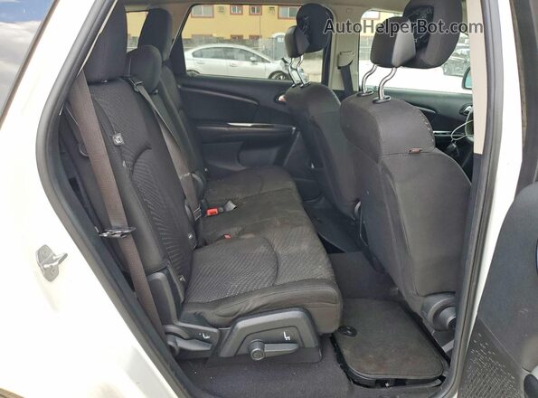3C4PDCBG8GT180971 2016 DODGE JOURNEY White Widok wnętrza z tyłu