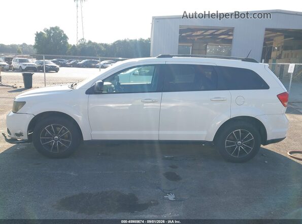 3C4PDCBG8JT522829 2018 DODGE JOURNEY White Вид задньої частини салону