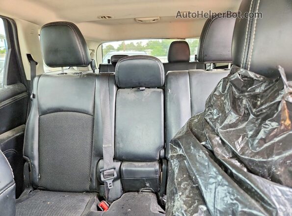 3C4PDCGB3HT516704 2017 DODGE JOURNEY Cream უკანა სავარძლების ხედი