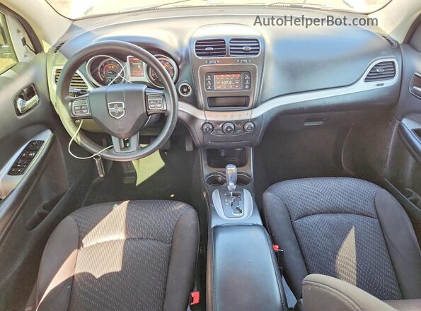 3C4PDDBG4HT575382 2017 DODGE JOURNEY White Dashboard view