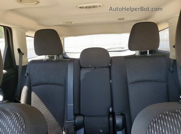 3C4PDDBG7HT674276 2017 DODGE JOURNEY Red Widok tylnych siedzeń