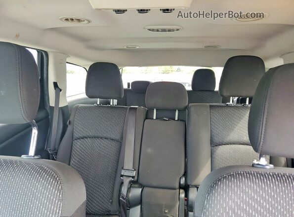 3C4PDDBGXHT577783 2017 DODGE JOURNEY Silver Widok tylnych siedzeń