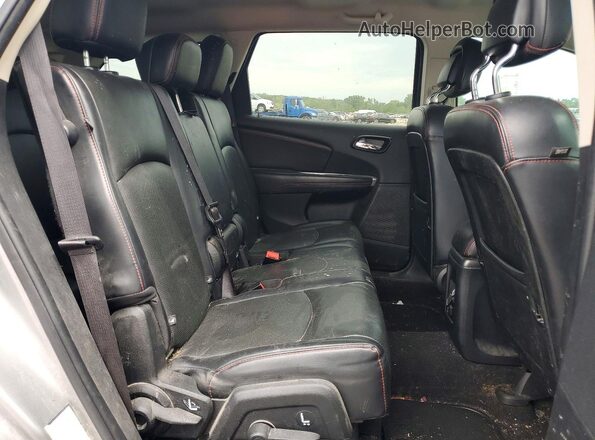 3C4PDDEG4KT720195 2019 DODGE JOURNEY Серебряный Вид задней части салона