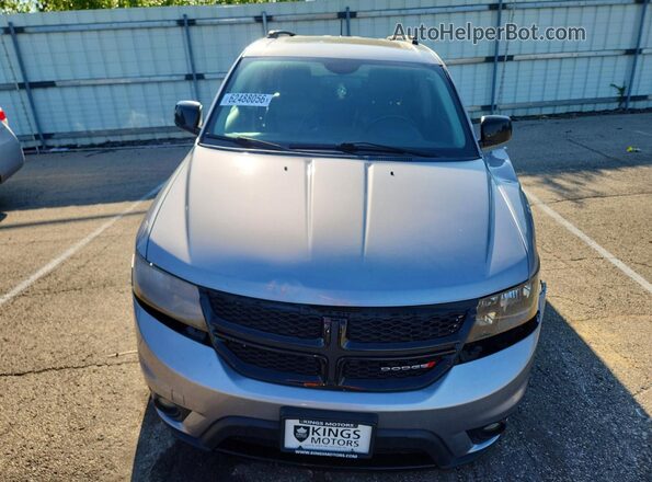3C4PDDEG8JT323037 2018 DODGE JOURNEY Silver Widok z przodu