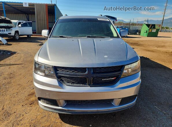 3C4PDDGG8JT465353 2018 DODGE JOURNEY Silver Widok z przodu