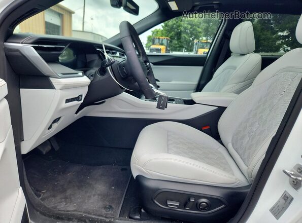 3C4PJMC26TT197053 2026 JEEP CHEROKEE White Vista interior delantera