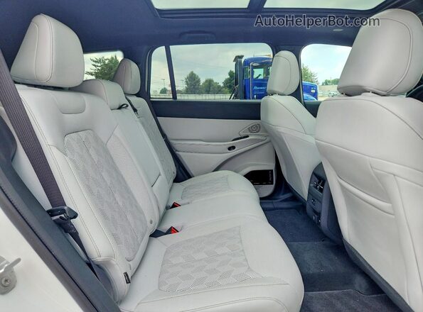 3C4PJMC26TT197053 2026 JEEP CHEROKEE White Vista interior trasera