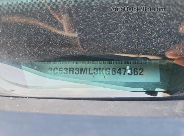 3C63R3ML3KG647362 2019 RAM 3500 Gray ძრავის განყოფილების ხედი