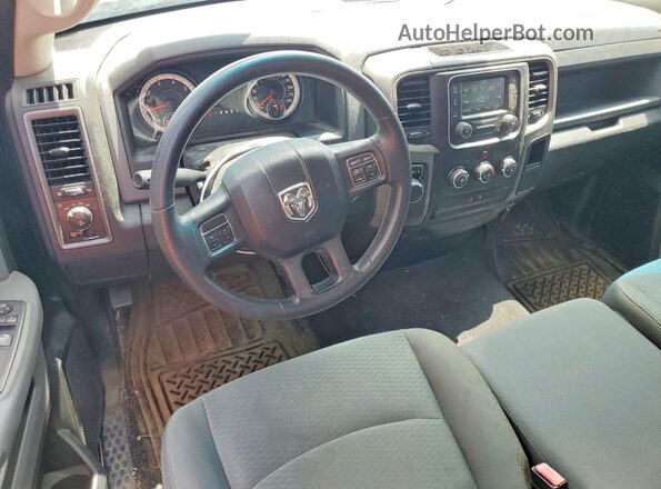 3C6JR6AT2GG116447 2016 RAM 1500 Silver Առջևի վահանակի տեսք